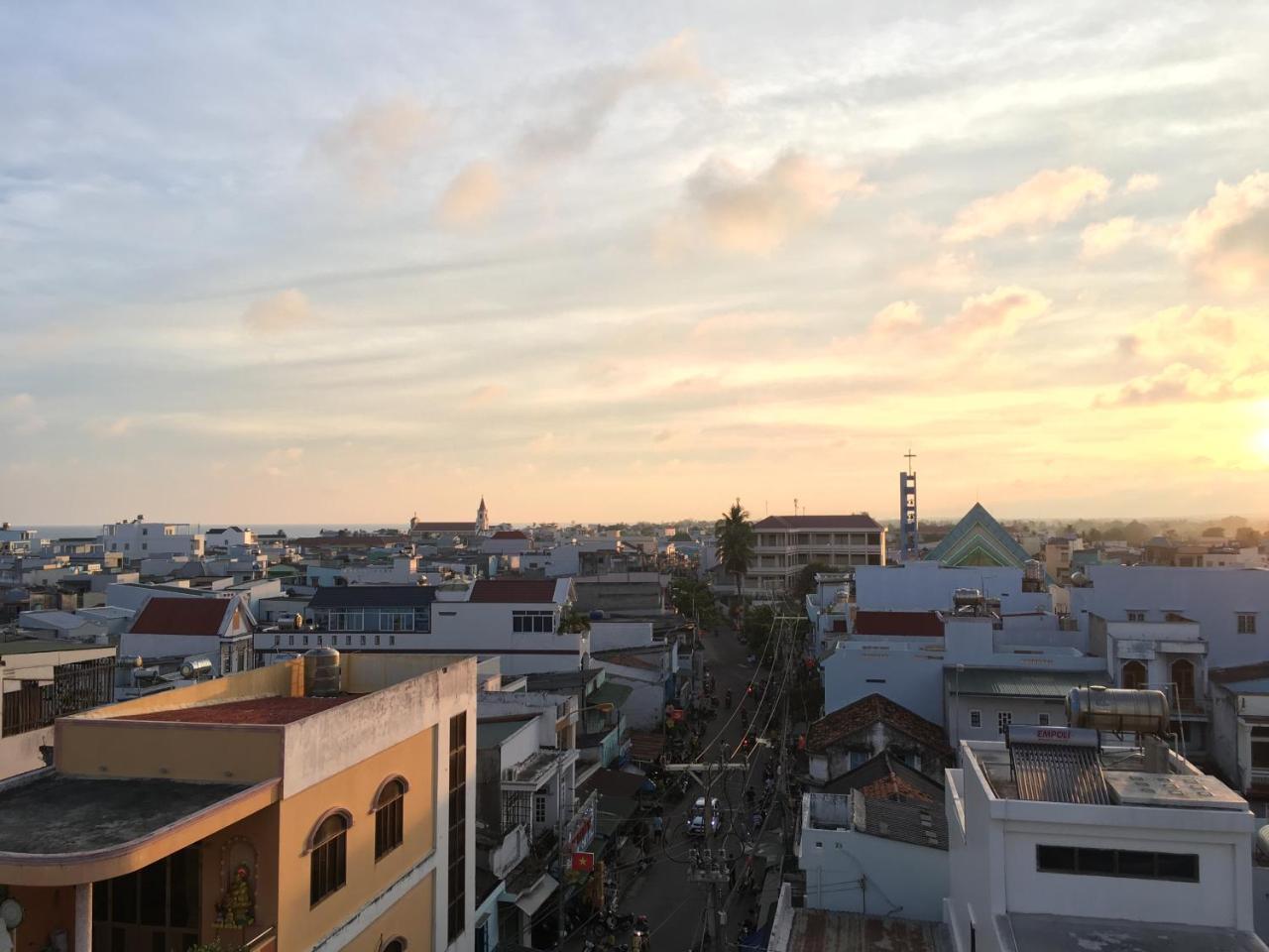 Hotel Tan Phu ラジー エクステリア 写真